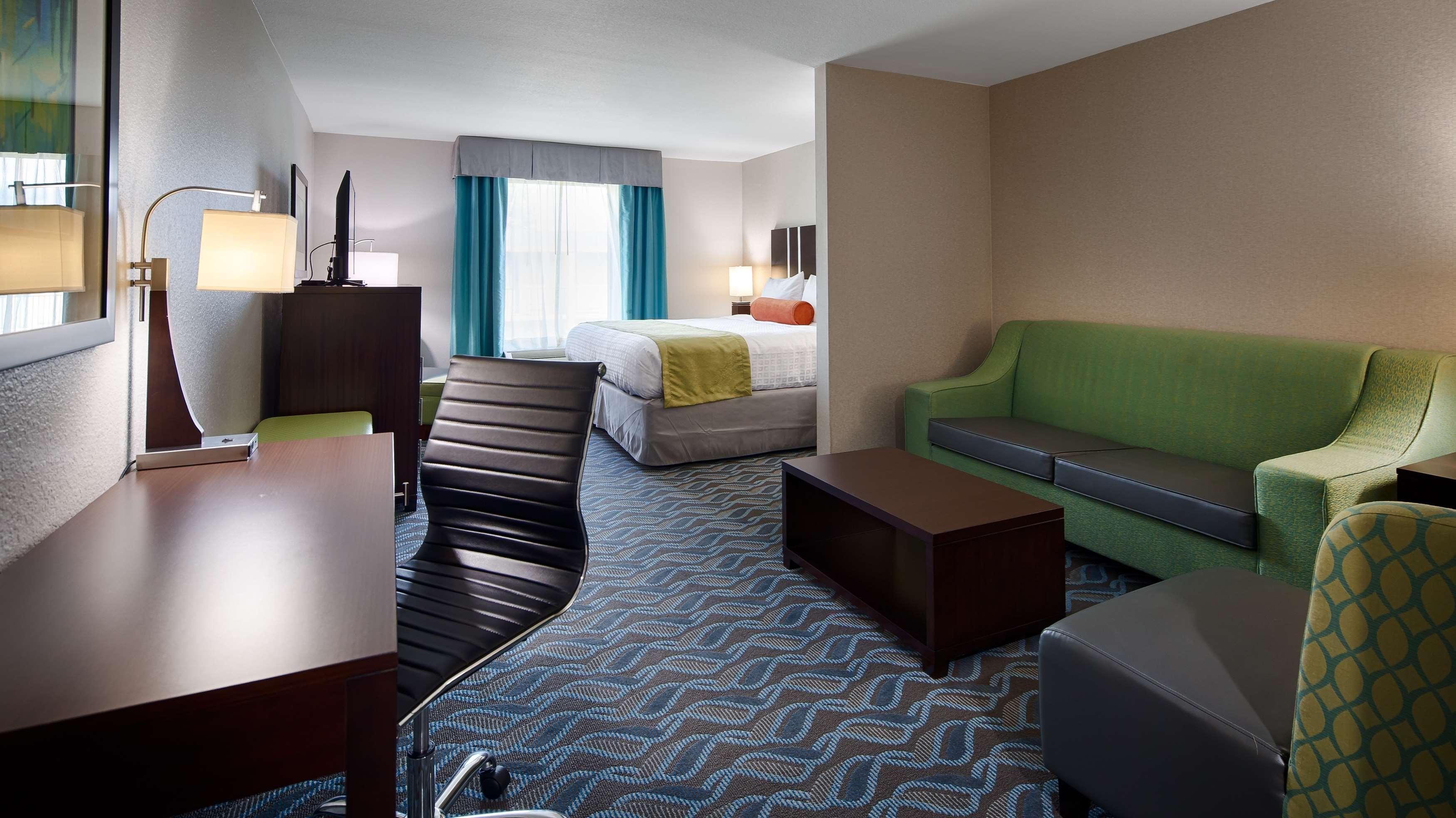 Best Western Plus Hardeeville Inn & Suites Exterior photo