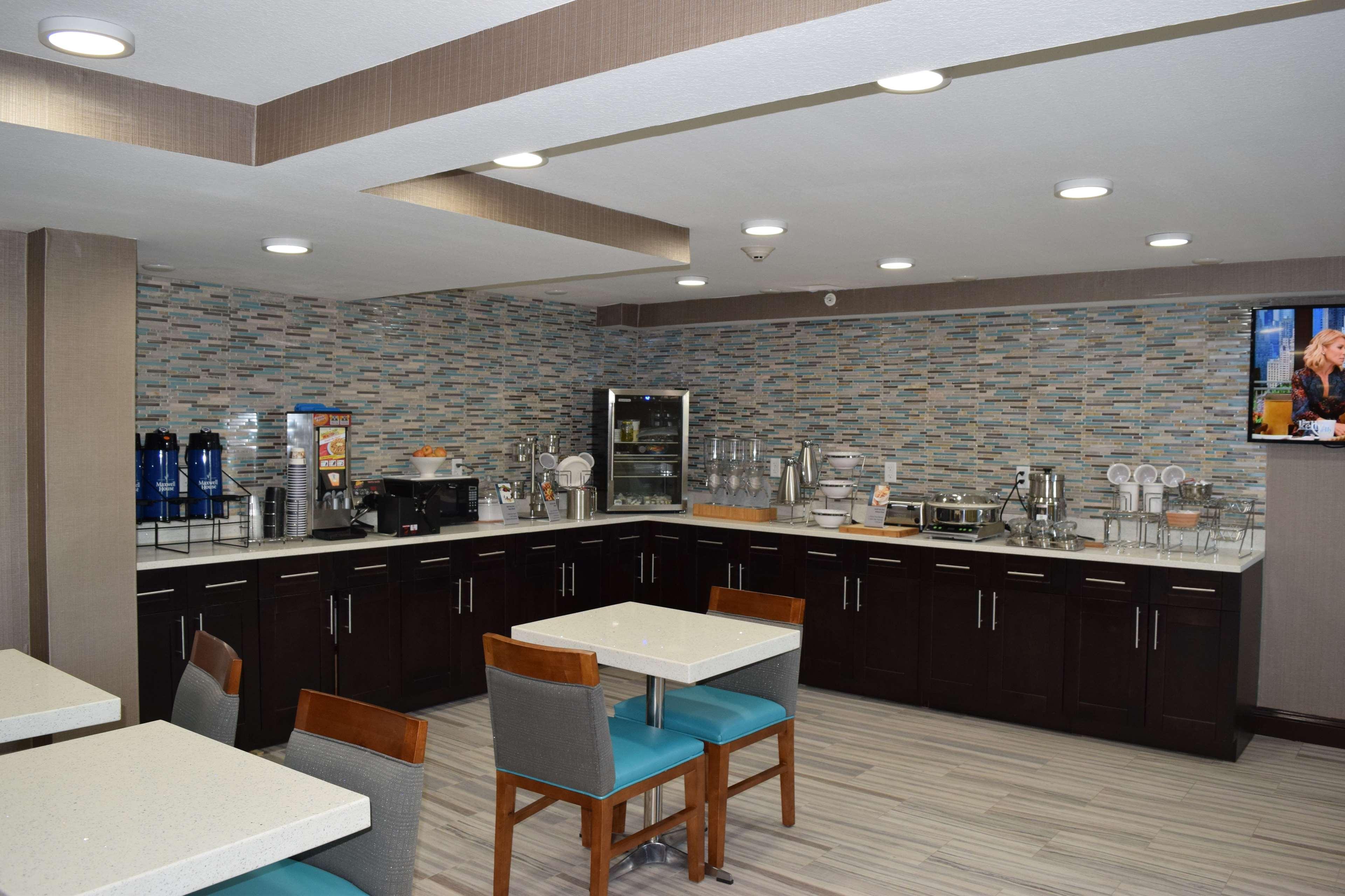 Best Western Plus Hardeeville Inn & Suites Exterior photo