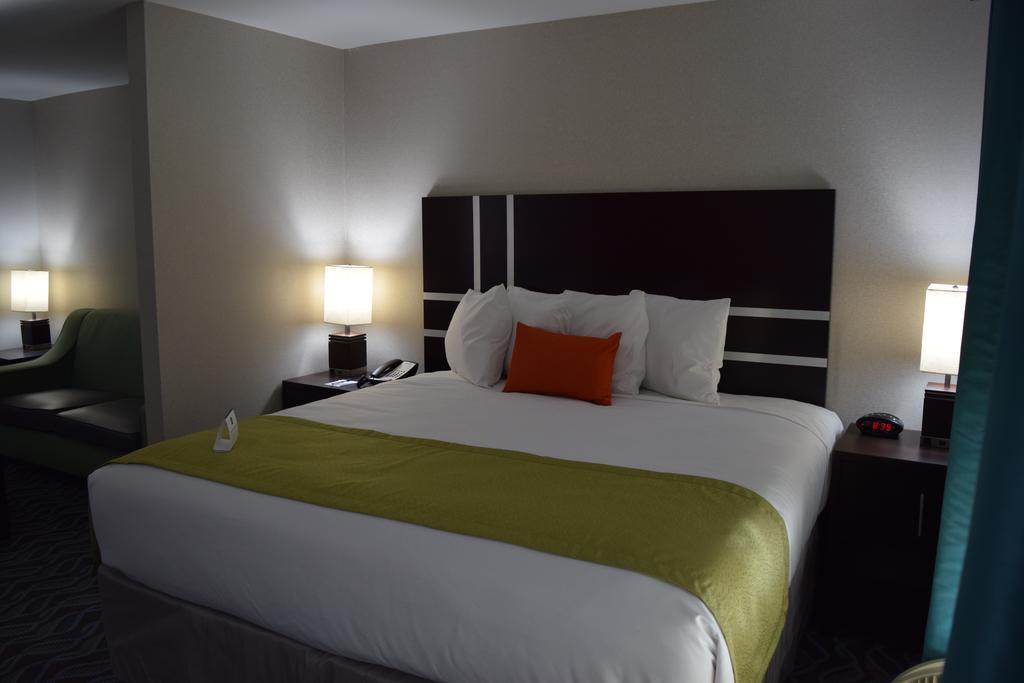 Best Western Plus Hardeeville Inn & Suites Exterior photo