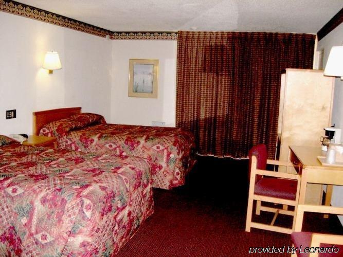 Best Western Plus Hardeeville Inn & Suites Room photo