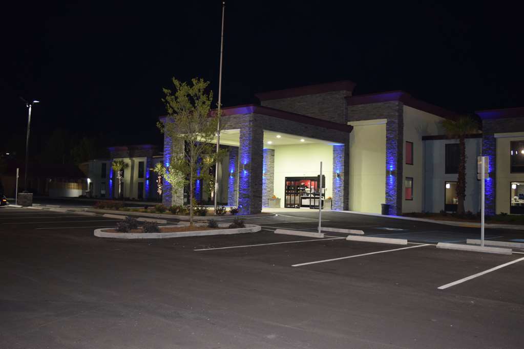 Best Western Plus Hardeeville Inn & Suites Exterior photo